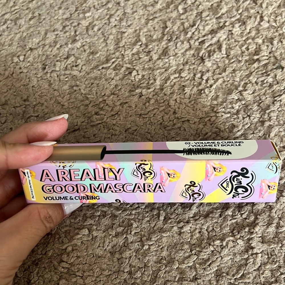 Kim Chi Chic MASCARA - new/sealed/unboxed